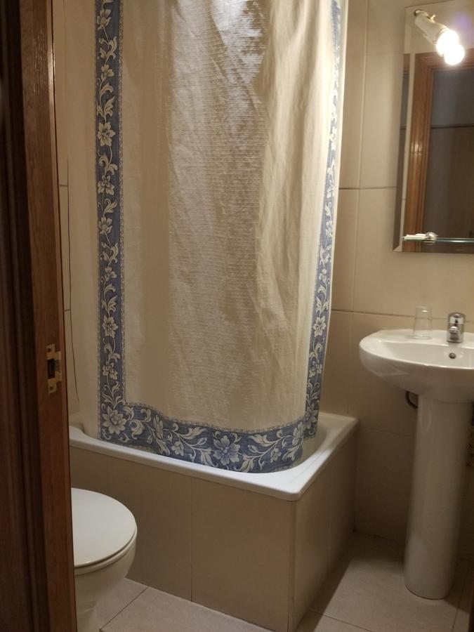 Pension Dominguez Мадрид Экстерьер фото